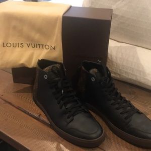 *Authentic* Louis Vuitton Sneaker Boot; blk/brn